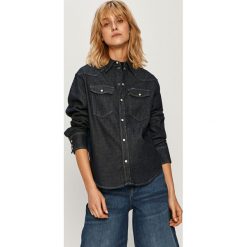 G-Star Raw - Koszula jeansowa. Niebieskie bluzki damskie G-Star RAW, na co dzień, s, bez wzorów, z elastanu, klasyczne, z klasycznym kołnierzykiem, z długim rękawem. Za 369,90 zł.