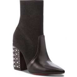 Botki damskie: Botki CARINII - B4448 E50-000-000-C28