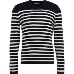 Zadig & Voltaire JEREMY STRIPES Sweter navy. Niebieskie swetry klasyczne męskie marki Zadig & Voltaire, s, z wełny. W wyprzedaży za 591,60 zł.