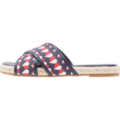 Klapki damskie: Nine West YAMUNA Klapki moody blue/multicolor