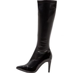 Buty zimowe damskie: Divine Factory Kozaki na obcasie noir