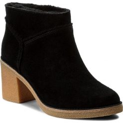 Botki UGG - W Kasen 1018644 W/Blk. Czarne botki damskie na obcasie marki Ugg, ze skóry. W wyprzedaży za 469,00 zł.