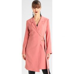 Ivyrevel TONI Płaszcz wełniany /Płaszcz klasyczny blush. Różowe płaszcze damskie marki Ivyrevel, z poliesteru, klasyczne. W wyprzedaży za 487,20 zł.