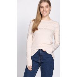 Jasnobeżowy Sweter Last Piece. Brązowe swetry klasyczne damskie marki Born2be, na jesień, l. Za 44,99 zł.