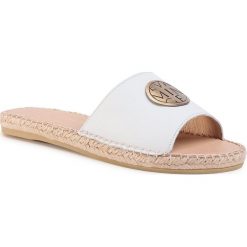 Espadryle EVA MINGE - EM-14-07-000739 102. Białe espadryle damskie Eva Minge, z aplikacjami, ze skóry, bez obcasa. Za 359,00 zł.