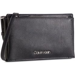 Torebka CALVIN KLEIN - Sides Ew Crossbody K60K605315 001. Czarne listonoszki damskie Calvin Klein, bez wzorów, ze skóry ekologicznej, bez dodatków. Za 449,00 zł.