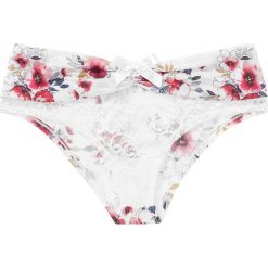 Figi panty bonprix w kwiaty. Różowe majtki damskie bonprix, z nadrukiem. Za 34,99 zł.