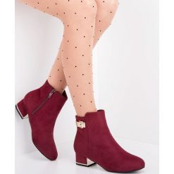 Botki damskie Abloom F820 Bordowe. Czerwone botki damskie ABLOOM, z tworzywa sztucznego, eleganckie, na niskim obcasie, na obcasie, na zamek. Za 119,00 zł.