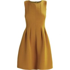 Sukienki: KIOMI TALL STRUCTURED FLARE Sukienka z dżerseju yellow