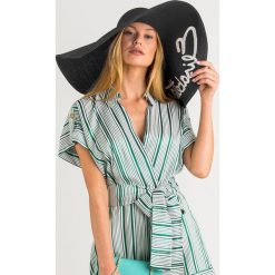 KAPELUSZ elisabetta franchi. Kapelusze damskie Elisabetta Franchi, bez wzorów, eleganckie. Za 869,00 zł.