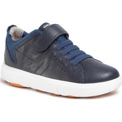 Sneakersy GEOX - J Nebcup B.B J02AZB 04614 C0820 M Navy/Orange. Niebieskie trampki chłopięce Geox, bez wzorów, ze skóry, na rzepy. W wyprzedaży za 259,00 zł.