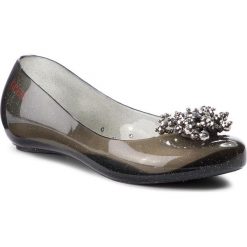 Baleriny GUESS - FJMME3 RUB02 001. Czarne baleriny damskie Guess, z aplikacjami, z materiału. W wyprzedaży za 199,00 zł.