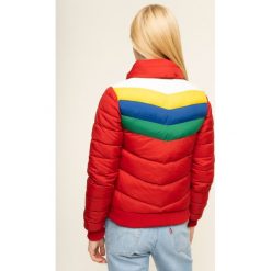 Kurtka puchowa Pepe Jeans Vika PL401723. Kurtki damskie Pepe Jeans, m, bez wzorów, z jeansu, bez kaptura. W wyprzedaży za 409,00 zł.