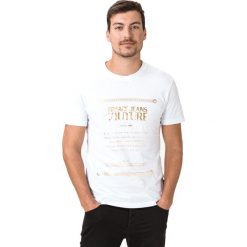 Versace Jeans Couture Koszulka Biały. Białe podkoszulki męskie Versace Jeans Couture, xl, z nadrukiem, z bawełny, bez kołnierzyka, krótkie. Za 464,95 zł.