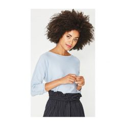 Sweter damski. Szare swetry klasyczne damskie Promod, uniwersalny, z dzianiny, z dekoltem w łódkę. Za 89,90 zł.