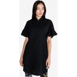 Versace Jeans Koszula Czarny. Czarne bluzki damskie Versace Jeans, m, bez wzorów, z lyocellu, bez kołnierzyka, z krótkim rękawem. Za 1058,95 zł.