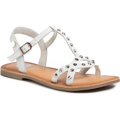 Sandały GIOSEPPO - Habay 58966 White. Białe klapki damskie Gioseppo, bez wzorów, ze skóry, bez obcasa, na obcasie. Za 229,00 zł.