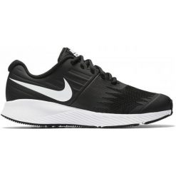 Nike Buty Do Biegania Boys' Star Runner (Gs) Running Shoe Black 35.5. Czarne buciki niemowlęce chłopięce Nike, z gumy. W wyprzedaży za 179,00 zł.