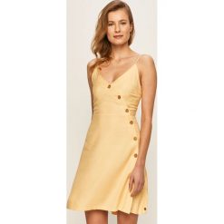 Roxy - Sukienka. Żółte sukienki damskie Roxy, na co dzień, s, bez wzorów, z wiskozy, casualowe, bez kołnierzyka, bez rękawów, mini, rozkloszowane. Za 299,90 zł.