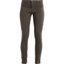 Sisley Jeansy Slim Fit khaki. Brązowe jeansy damskie relaxed fit marki Sisley, z bawełny. Za 179,00 zł.