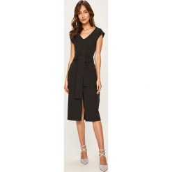 Answear - Sukienka. Czarne sukienki damskie ANSWEAR, na co dzień, s, w paski, z bawełny, casualowe, bez kołnierzyka, bez rękawów, mini, proste. Za 129,90 zł.