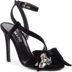 Sandały POLLINI - SA1605AC08TQ0000 Nero. Czarne klapki damskie Pollini, ze skóry. W wyprzedaży za 729,00 zł.