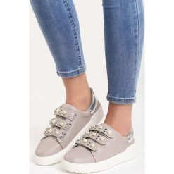 Szare Buty Sportowe No Alibi. Szare buty sportowe damskie Born2be, w paski, sportowe. Za 39,99 zł.