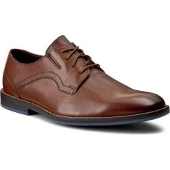 Półbuty CLARKS - Prangley Walk 261232567 British Tan. Pomarańczowe półbuty męskie marki Clarks, ze skóry ekologicznej. W wyprzedaży za 219,00 zł.