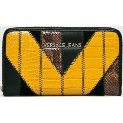 Portfele damskie: Versace Jeans - Portfel