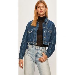 Pepe Jeans - Kurtka jeansowa Rina x Dua Lipa. Niebieskie kurtki damskie s, z bawełny, krótkie. W wyprzedaży za 379,90 zł.