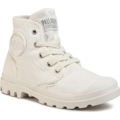 Trapery PALLADIUM - Us Pompa High F 92352-116-M Star White. Białe trapery damskie Palladium, z tworzywa sztucznego, klasyczne, bez obcasa, bez zapięcia. Za 349,00 zł.