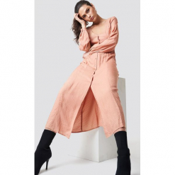 Sparkz Sukienka maxi Rosemary - Pink,Nude. Różowe długie sukienki Sparkz, dekolt w kształcie v, z długim rękawem. W wyprzedaży za 170,07 zł.