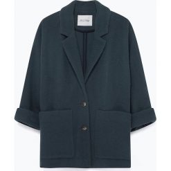 Kurtka "Pazzion" w kolorze granatowym. Niebieskie kurtki damskie American Vintage, s, bez wzorów, z wełny. W wyprzedaży za 365,95 zł.
