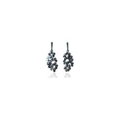 Srebrne długie kolczyki z płatków- Jabłonka. Szare kolczyki damskie Dorota kos jewellery, srebrne, na sztyftcie. Za 225,00 zł.