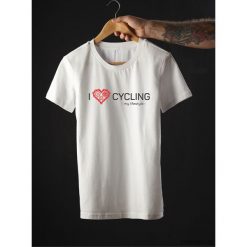 Koszulka T-SHIRT. I love cycling - my lifestyle. Czarne t-shirty męskie z nadrukiem Pakamera, m. Za 85,00 zł.