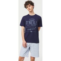 O'Neill Muir Koszulka Niebieski. Niebieskie podkoszulki męskie O'Neill, m, z nadrukiem, z bawełny, z krótkim rękawem. Za 94,95 zł.