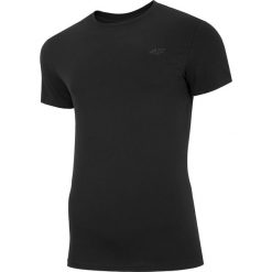 T-shirt męski TSM310 - głęboka czerń. Czarne t-shirty męskie 4f, m, bez wzorów, z bawełny, bez kołnierzyka. Za 39,99 zł.