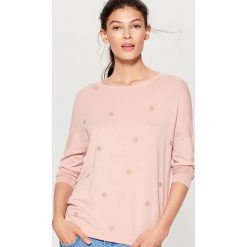 Sweter z dżetami - Różowy. Różowe bez kategorii marki Mohito, s. Za 79,99 zł.