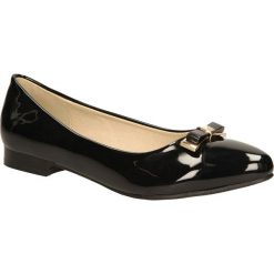 BALERINY FL61-63-1. Czarne baleriny damskie marki DK, bez wzorów, bez obcasa. Za 39,99 zł.
