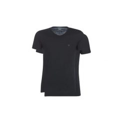 T-shirty z krótkim rękawem Emporio Armani CC722-111648-07320. Czarne t-shirty męskie Emporio Armani, s, bez wzorów, bez kołnierzyka, krótkie. Za 179,00 zł.