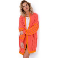 Kardigan F633 koralowy. Pomarańczowe swetry damskie Tagless, s, z aplikacjami. Za 133,00 zł.