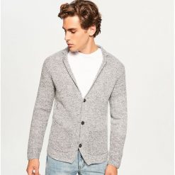 Sweter zapinany na guziki - Szary. Szare swetry rozpinane męskie marki Reserved, l. Za 99,99 zł.