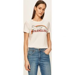 Wrangler - T-shirt. Białe bluzki damskie Wrangler, xs, z nadrukiem, z bawełny, z okrągłym kołnierzem. W wyprzedaży za 69,90 zł.