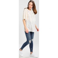Bluzki, topy, tuniki: Supermom FUN SLEEVE Tshirt z nadrukiem bright gold