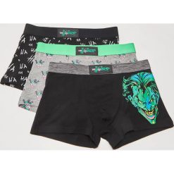 3 pack bokserek The Joker - Wielobarwn. Czarne bokserki męskie marki House. W wyprzedaży za 39,99 zł.