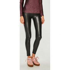 Answear - Legginsy. Szare legginsy skórzane ANSWEAR, l. Za 89,90 zł.