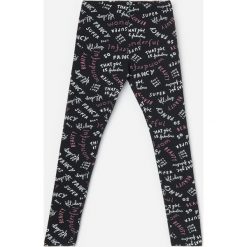 Bawełniane legginsy z napisami - Czarny. Czarne legginsy damskie Reserved, z napisami, z bawełny. Za 24,99 zł.