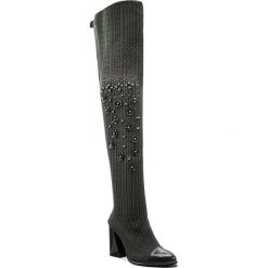 Muszkieterki STUART WEITZMAN - Longlegs XL11224 Charcoal Mirror. Szare kozaki damskie marki Stuart Weitzman, ze skóry, bez obcasa, bez zapięcia. W wyprzedaży za 1739,00 zł.