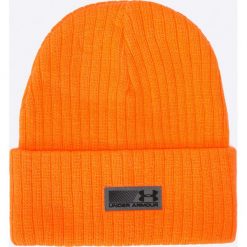 Under Armour - Czapka. Pomarańczowe czapki zimowe męskie marki Under Armour, na zimę, z dzianiny. W wyprzedaży za 69,90 zł.