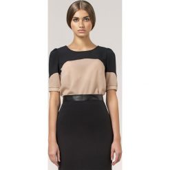 Dwukolorowa bluzka z krótkim rękawem - beż/czarny. Czarne bluzki damskie NIFE, xl, bez wzorów, z poliesteru, eleganckie, bez kołnierzyka, z krótkim rękawem. Za 129,00 zł.